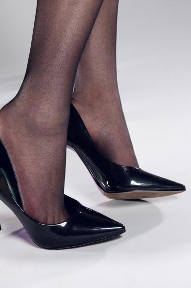 巴萨内乱门成热搜第一!名记:梅西在针对巴托梅乌【新2管理手机网址】(图4) 新2网址